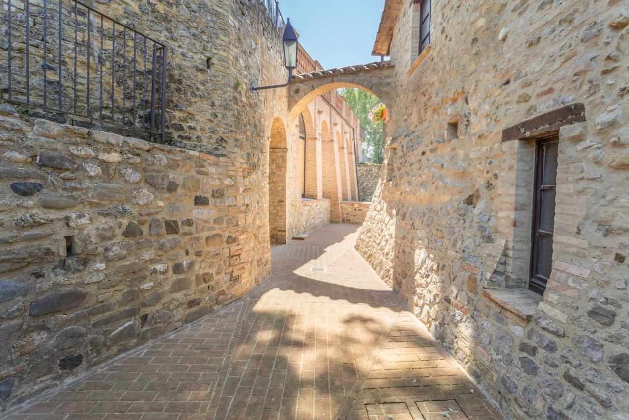 Gh Borgo Pulciano Agriturismo Montone Kültér fotó