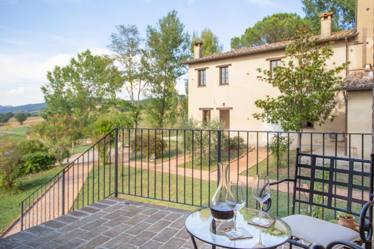 Gh Borgo Pulciano Agriturismo Montone Kültér fotó